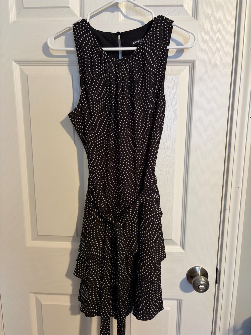 Express Black Polka Dot Sleeveless Tie-Waist Ruffle Dress
